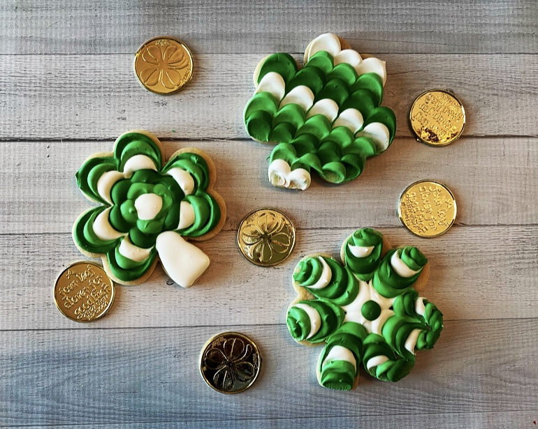 Fun with Shamrocks – Easy St Patrick’s Day Cookies
