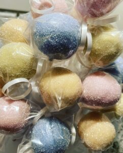 How To Make a Mother’s Day Cake Pop Bouquet