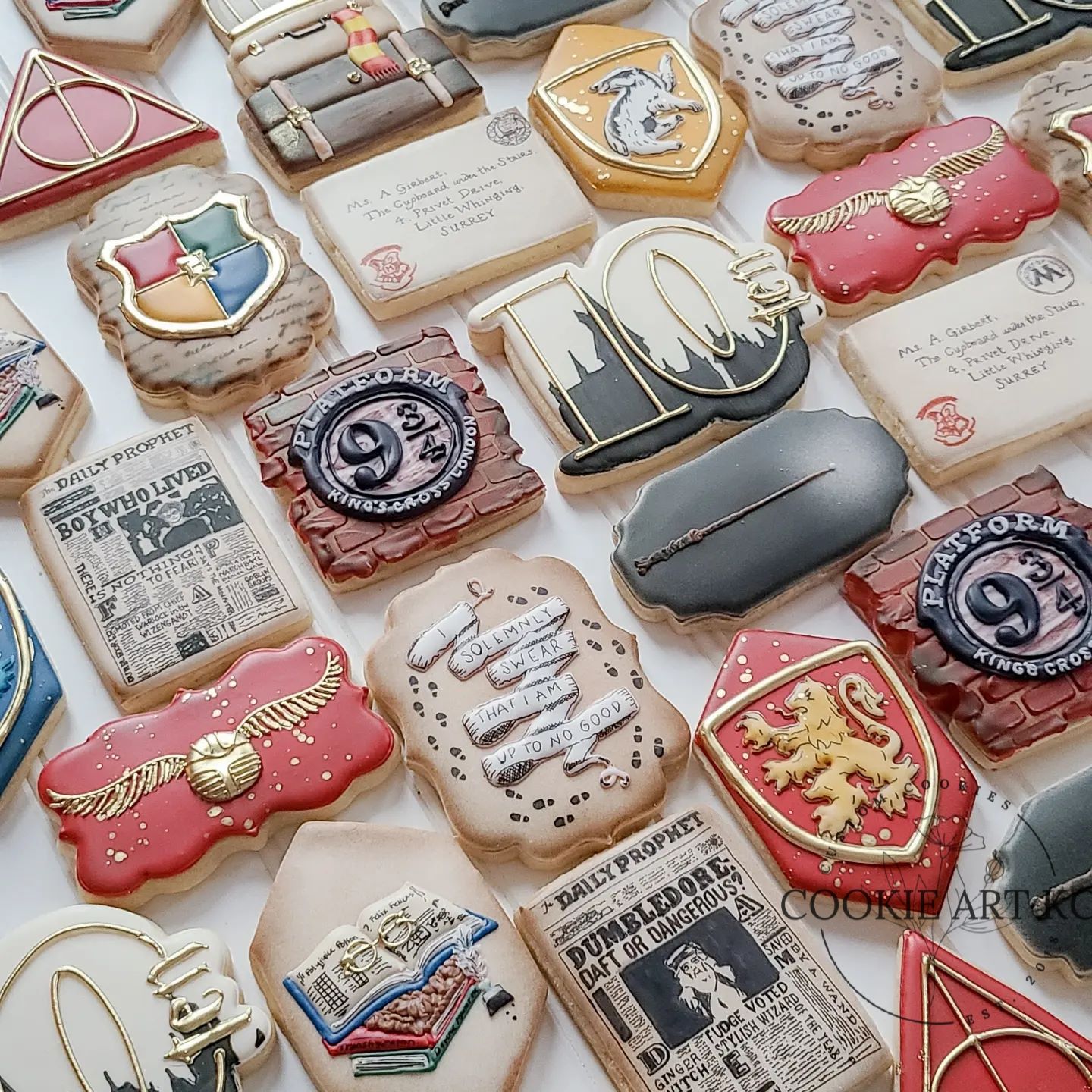 Harry Potter cookies decorated