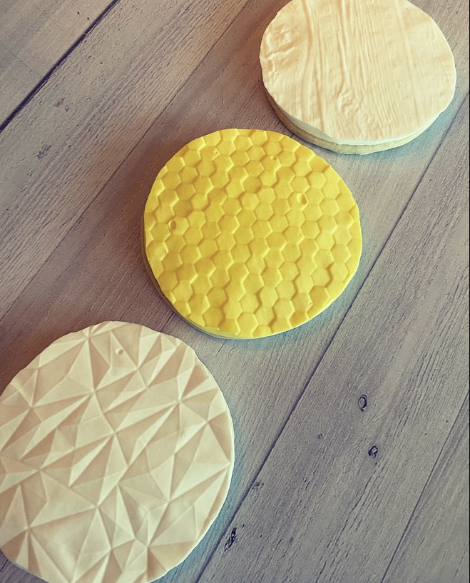 royal icing embossing