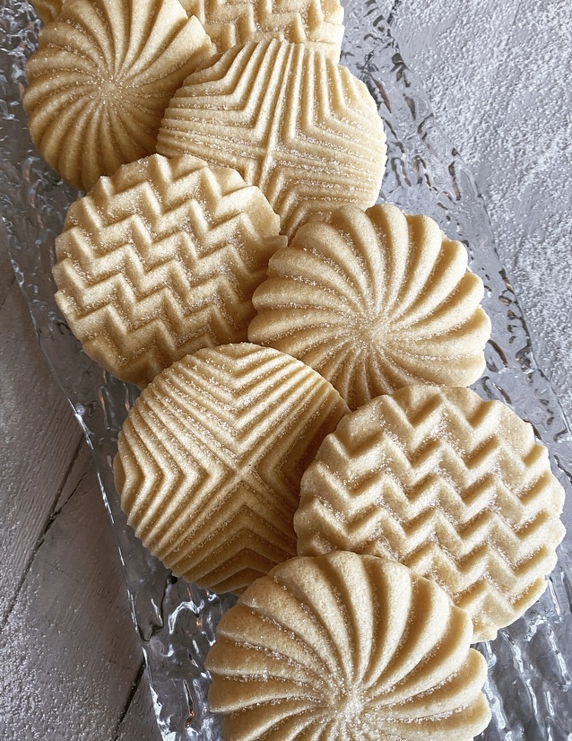 Nordic Ware Stamp Cookies - More Definition? : r/Baking