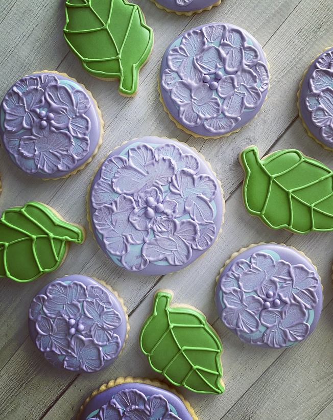 Watch and Learn – How To Make Hydrangea Cookies