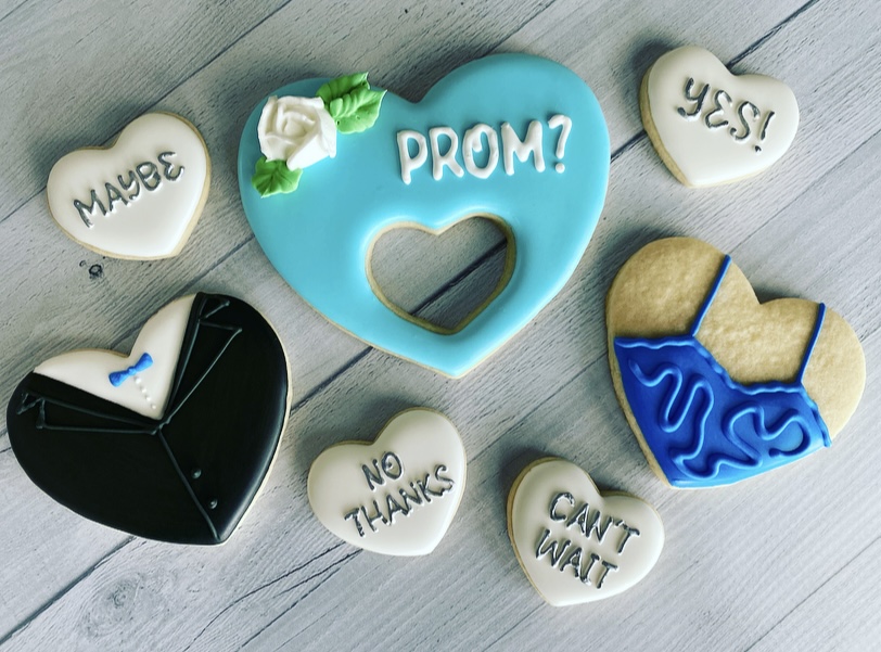 Beautiful Promposal Cookies to Win Their Heart