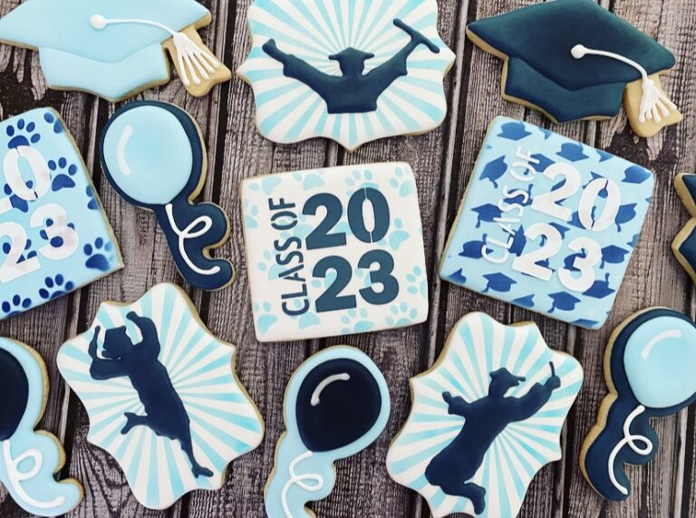 Creative Grad Cookie Designs that Will WOW!