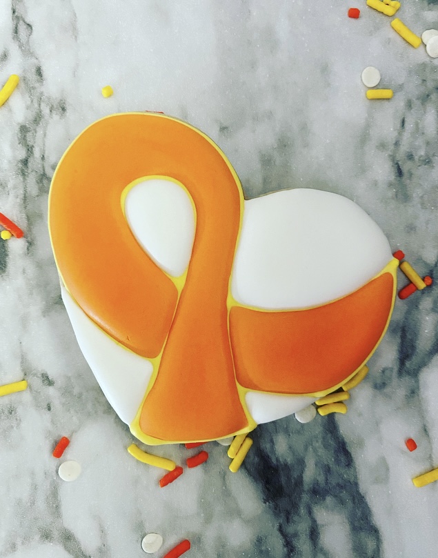 cancer ribbon cookies decorated