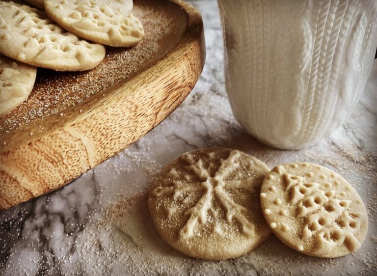 The Best Cinnamon Spice Cookie Recipe For Beautiful Cookies