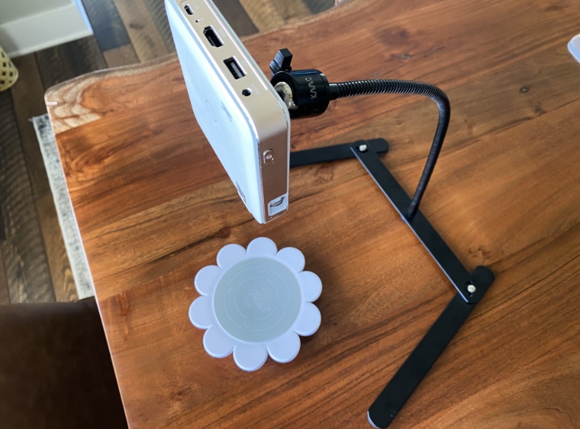 projector mount for cookie decorating