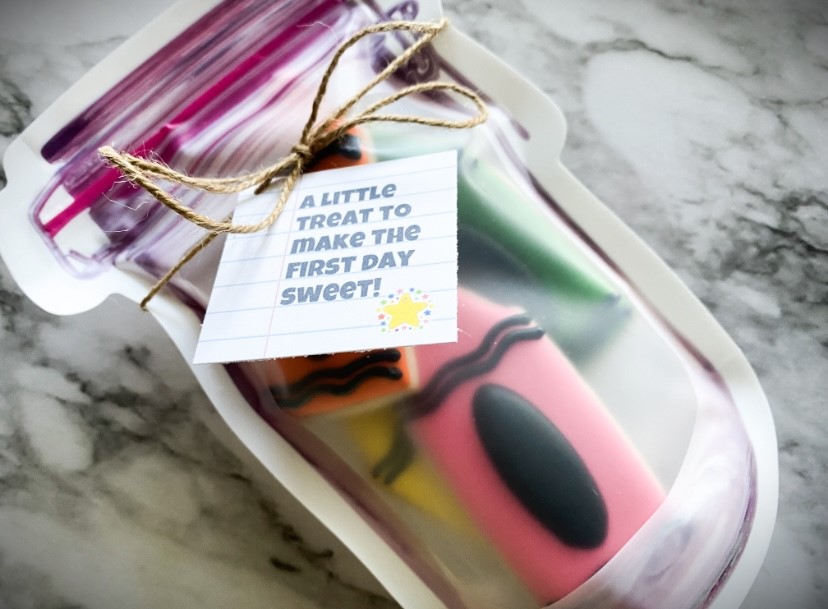Back to school cookies with royal icing