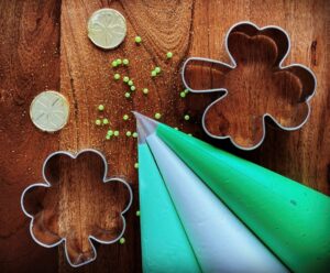 Helpful Royal Icing Tips for Decorating Success!