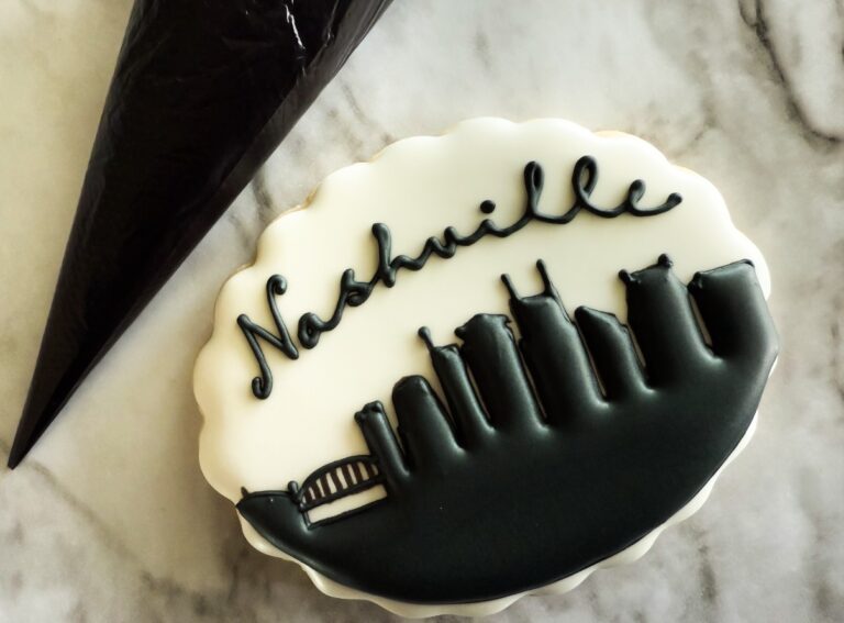 How I Make Beautiful Black Royal Icing Easily & Quickly!